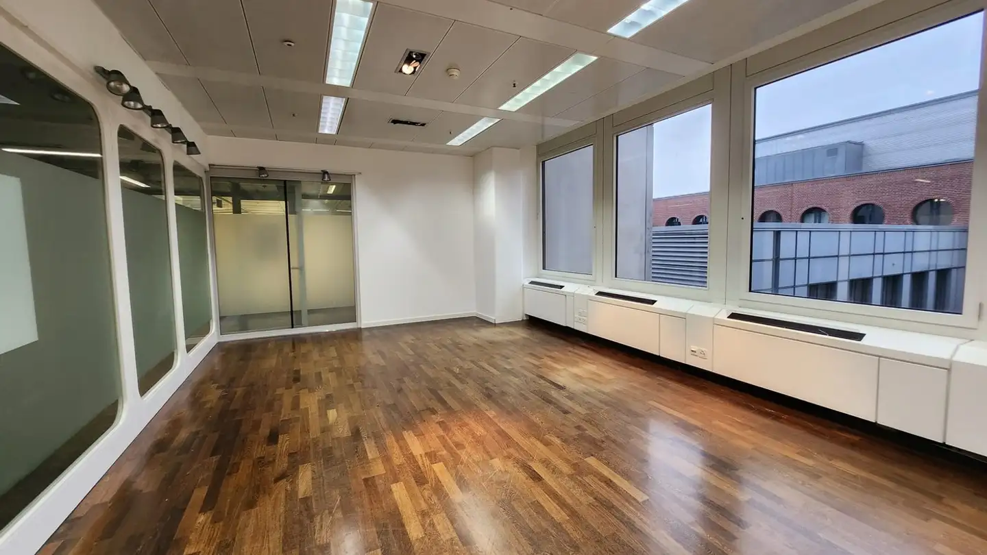 Commerciale in affitto - Thurgauerstrasse 117, 8152 Glattpark (Opfikon) - Foto 4