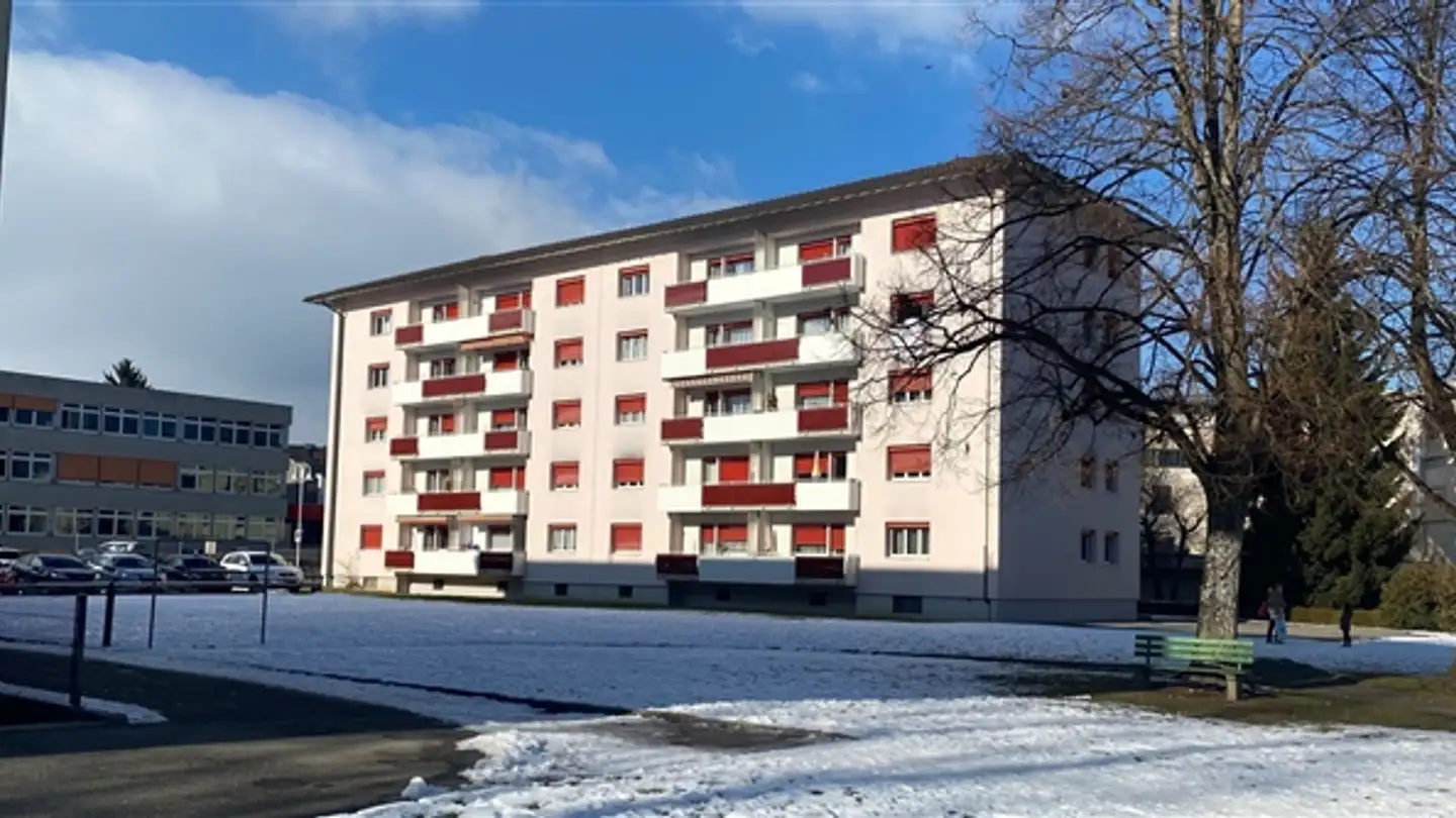 Outdoor parking space for rent - Rue De La Vudalla, 1630 Bulle