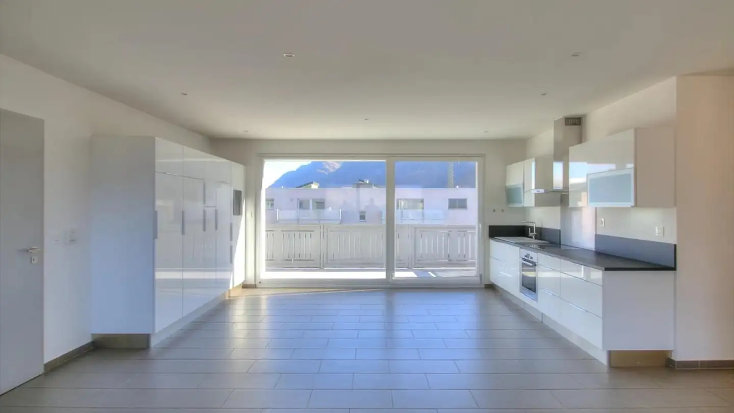 Apartment for sale - 1907 Saxon