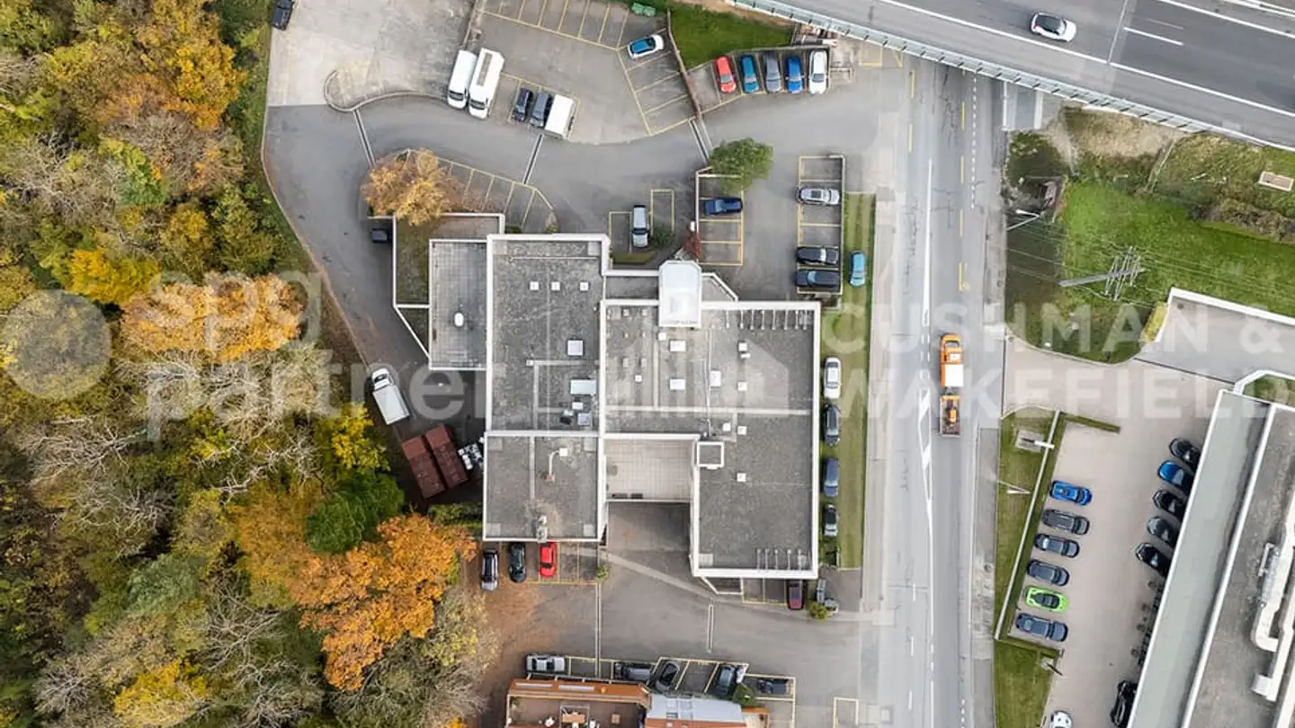 Gewerbe mieten - Route De Saint-Cergue 303, 1260 Nyon