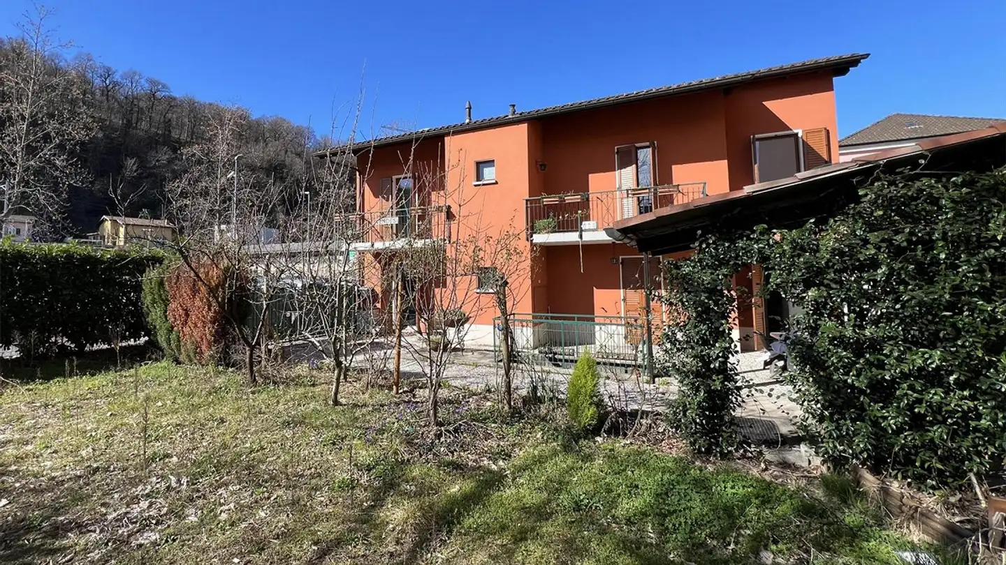 Maison individuelle à vendre - 6830 Chiasso