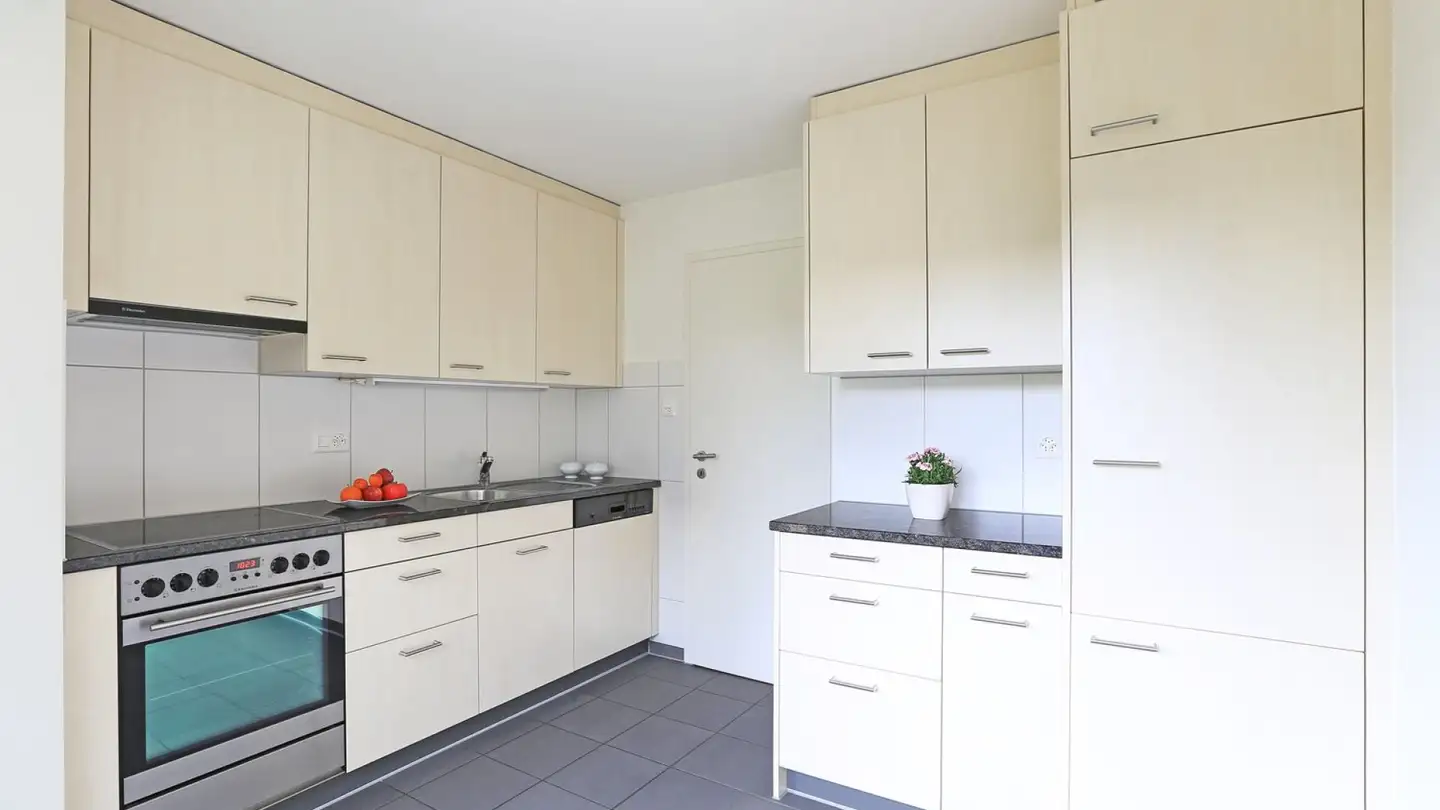 Wohnung mieten - Im Steinenmüller 13, 4142 Münchenstein - Foto 2