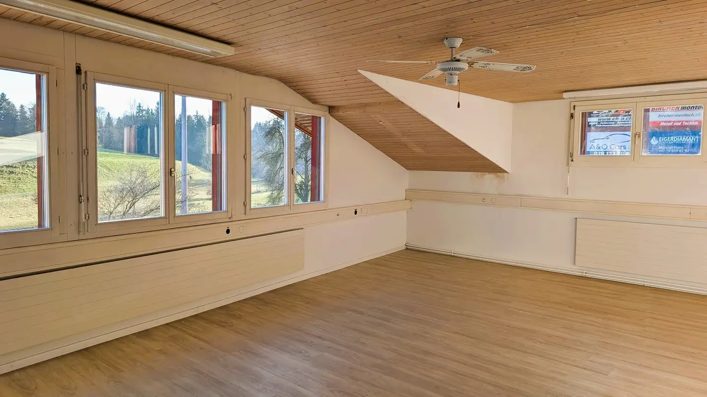 Office space for rent - Rothenburgstrasse 26, 6274 Eschenbach LU