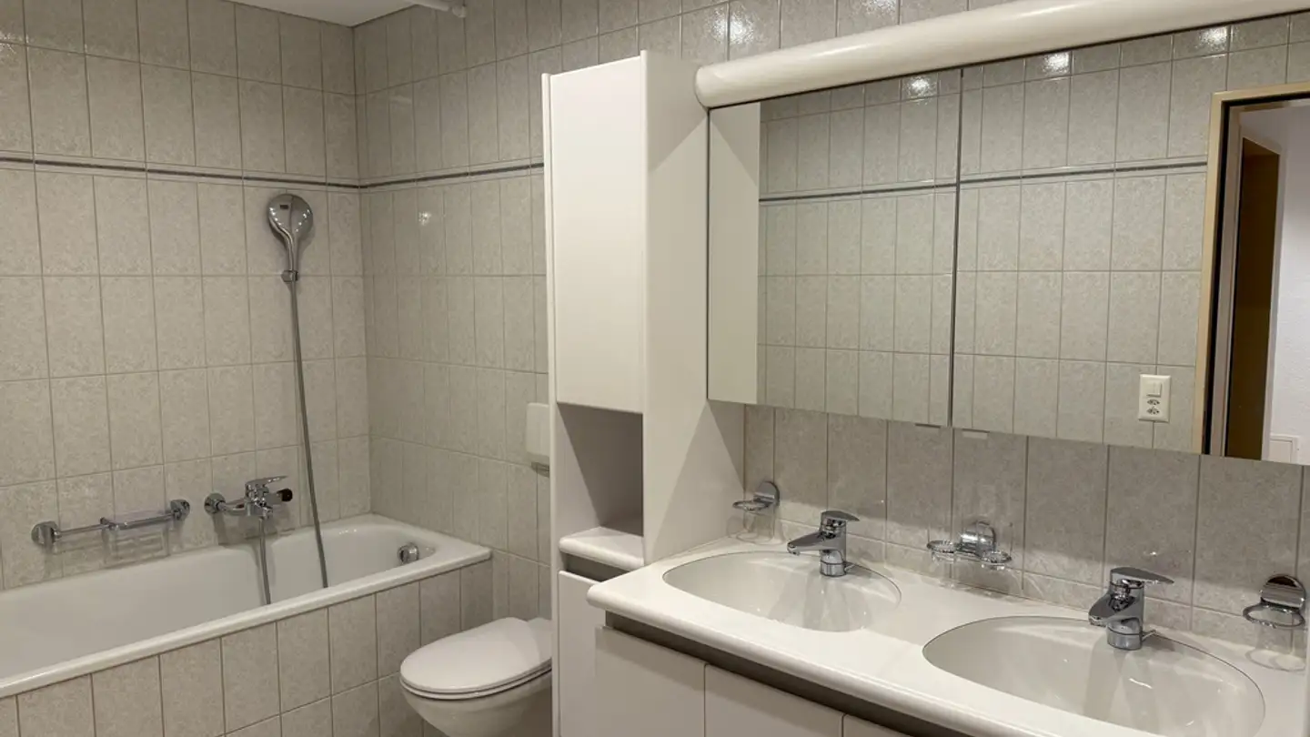 Apartment for rent - Niederebnetstrasse 12, 4228 Erschwil - Photo 4