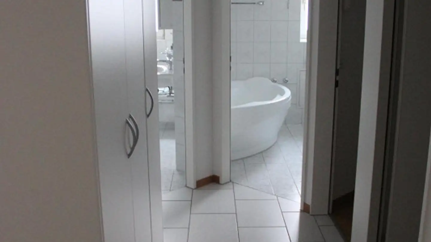 Apartment for rent - Hagenwiesenstrasse 11, 8108 Dällikon - Photo 2