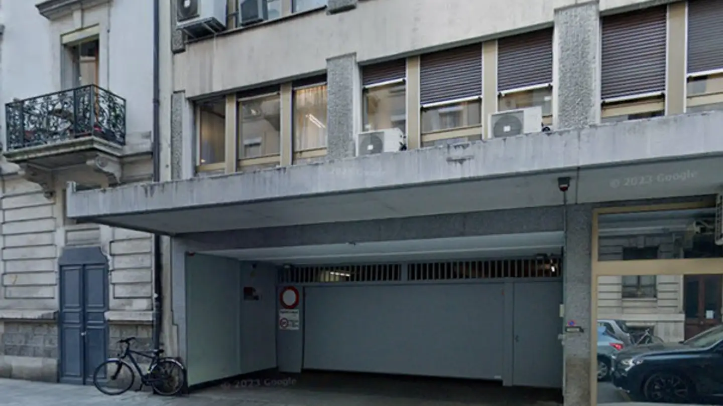 Single garage for rent - Rue Muzy 8, 1207 Genève
