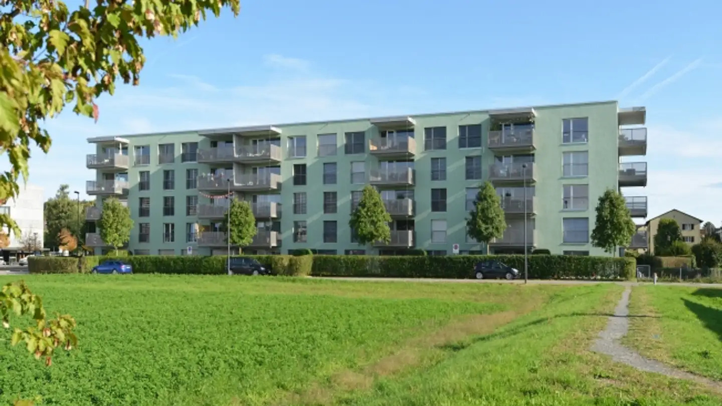 Covered parking space for rent - Lorenweg 20, 8610 Uster