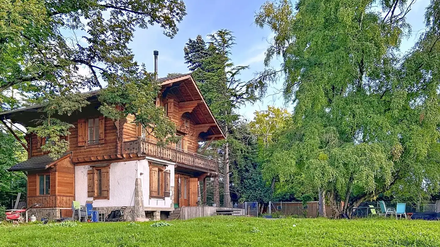 Chalet for sale - 1293 Bellevue