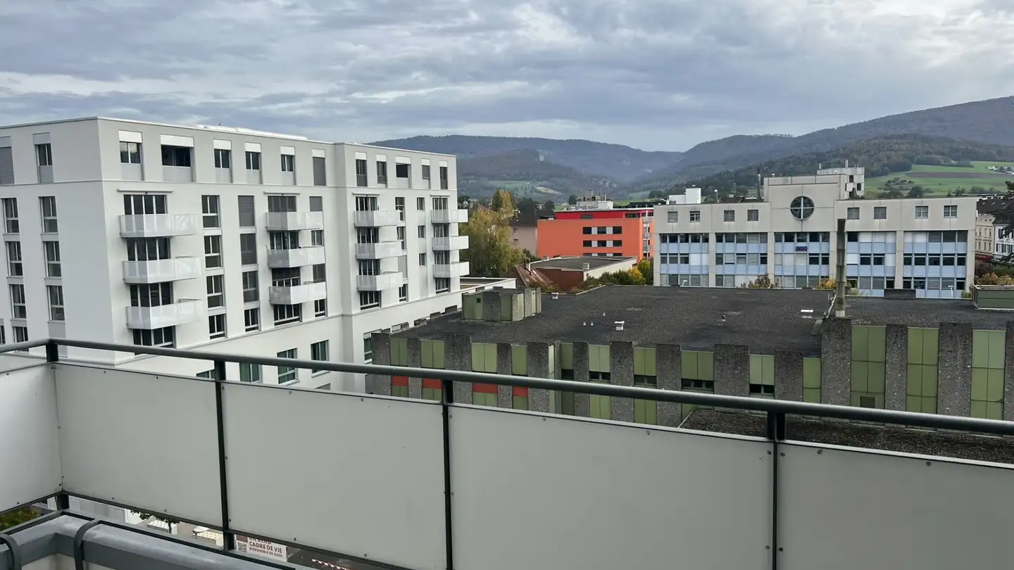 Apartment for rent - Rue de l'Industrie, 2800 Delémont - Photo 2