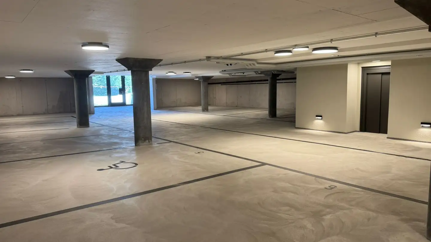 Underground parking space for rent - Weidstrasse, 8808 Pfäffikon SZ - Photo 3