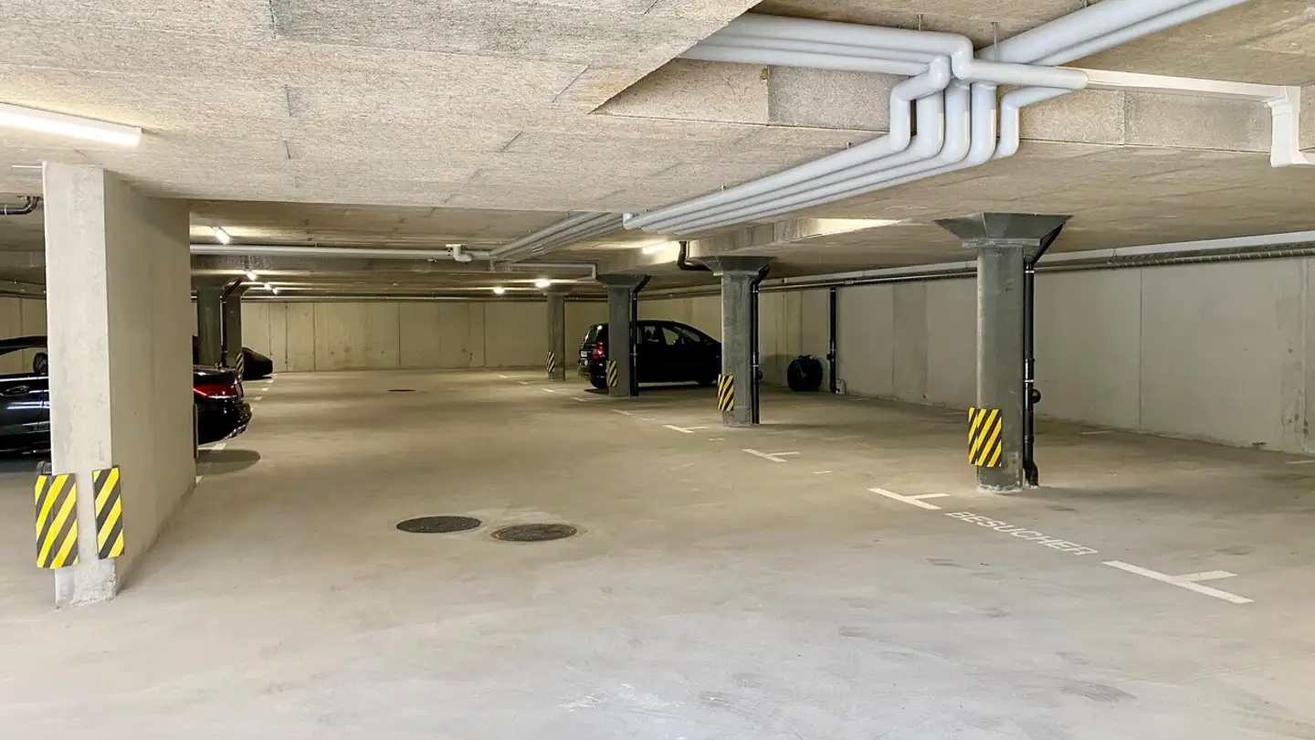 Indoor parking space for rent - Hauptstrasse 25, 4312 Magden - Photo 3