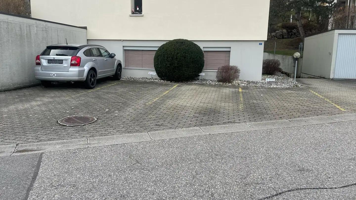 Outdoor parking space for rent - Säspelstrasse 7, 4208 Nunningen