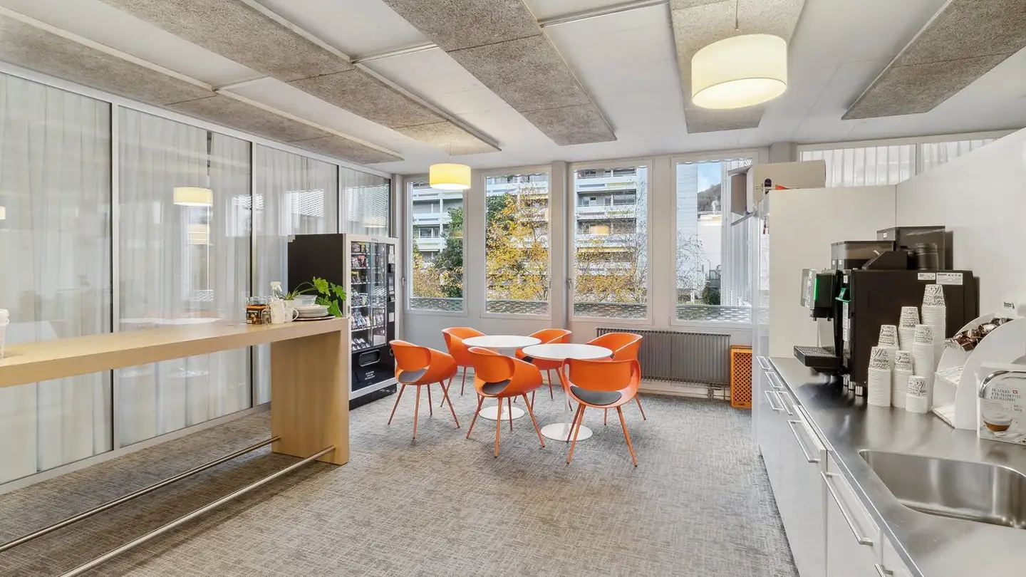 Commercial à louer - Sägemattstrasse 1, 3098 Köniz