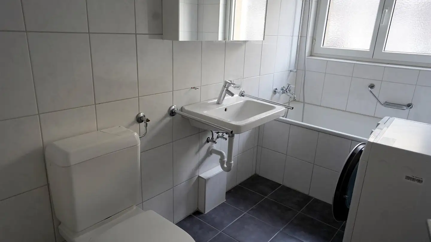 Wohnung mieten - Rieven 24, 7013 Domat/Ems - Foto 4