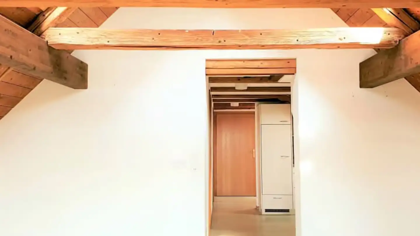Attic flat for rent - Rickenstrasse 2, 8737 Gommiswald - Photo 2