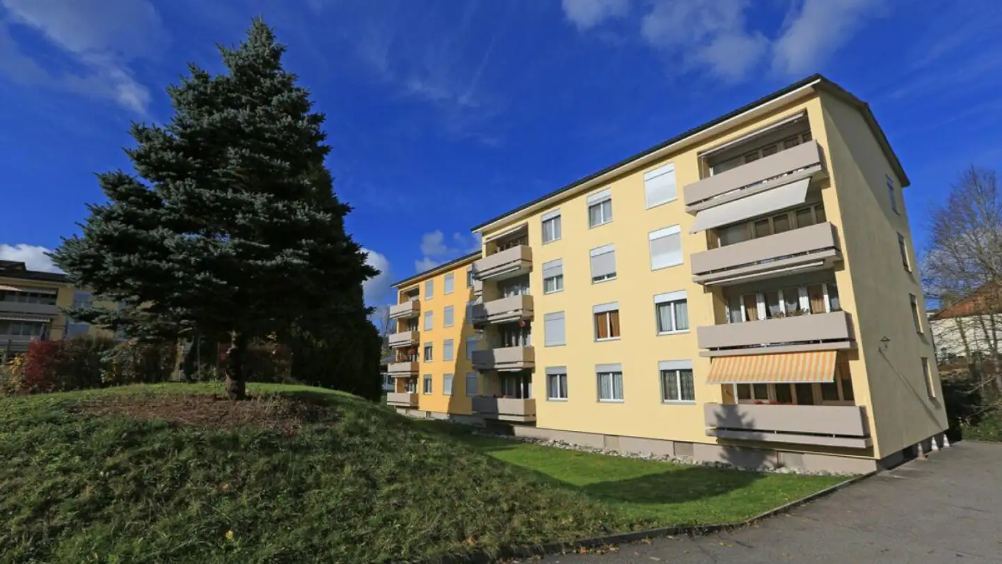 Tiefgaragenstellplatz mieten - Bleichiweg 15, 4460 Gelterkinden