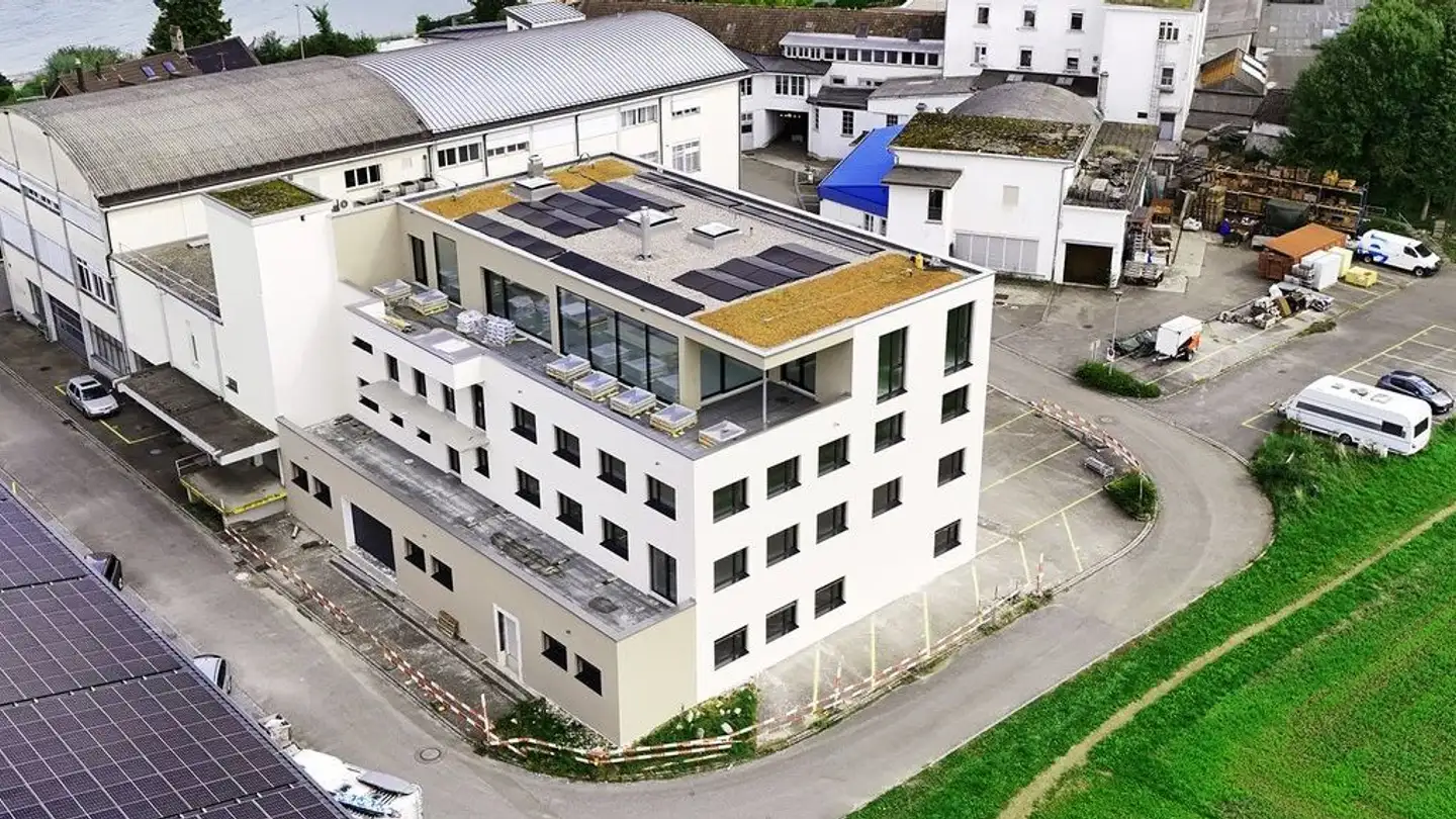 Office space for rent - 9326 Horn