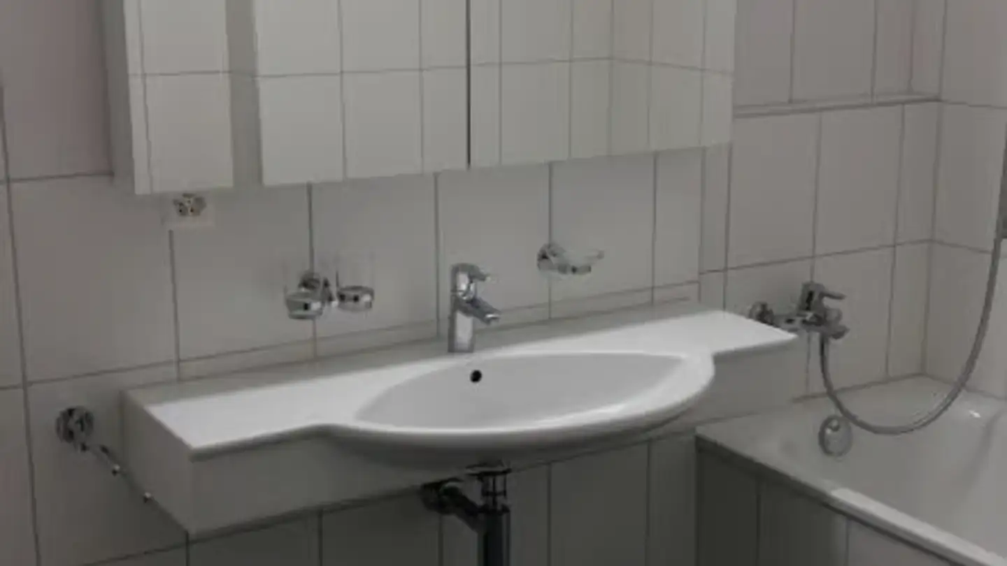 Wohnung mieten - Bahnhofstrasse 83, 3232 Ins - Foto 3