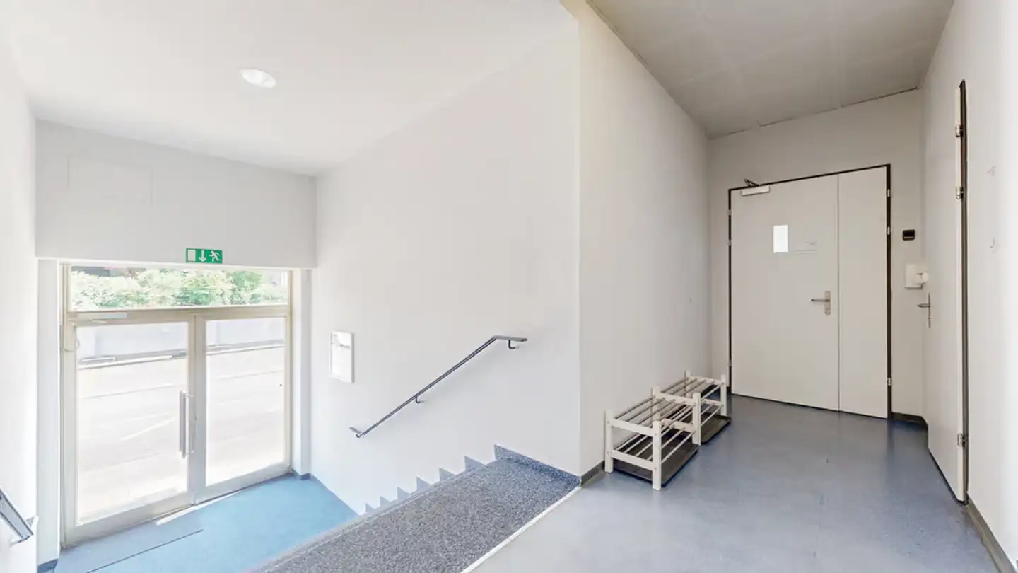 Gewerbe mieten - Fabrikstrasse 11, 2543 Lengnau BE - Foto 2