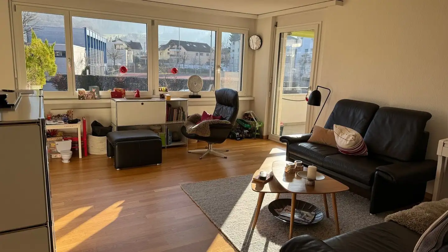 Wohnung mieten - Rebhaldenstrasse 18, 8807 Freienbach - Foto 2