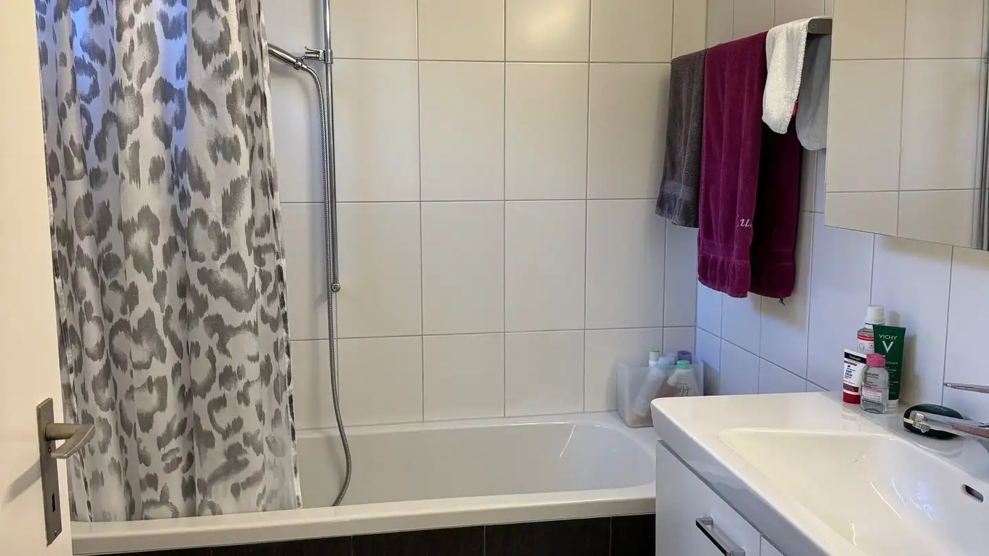 Wohnung mieten - Rebhaldenstrasse 18, 8807 Freienbach - Foto 4