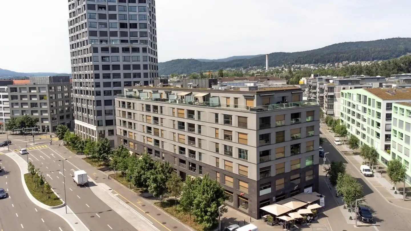 Place de parking souterraine à louer - Ueberlandstrasse 10, 8953 Dietikon