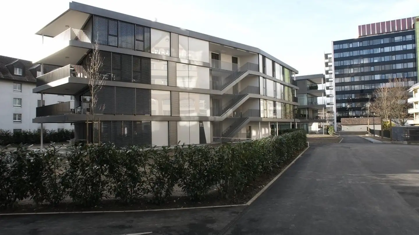 Single garage for rent - 8953 Dietikon