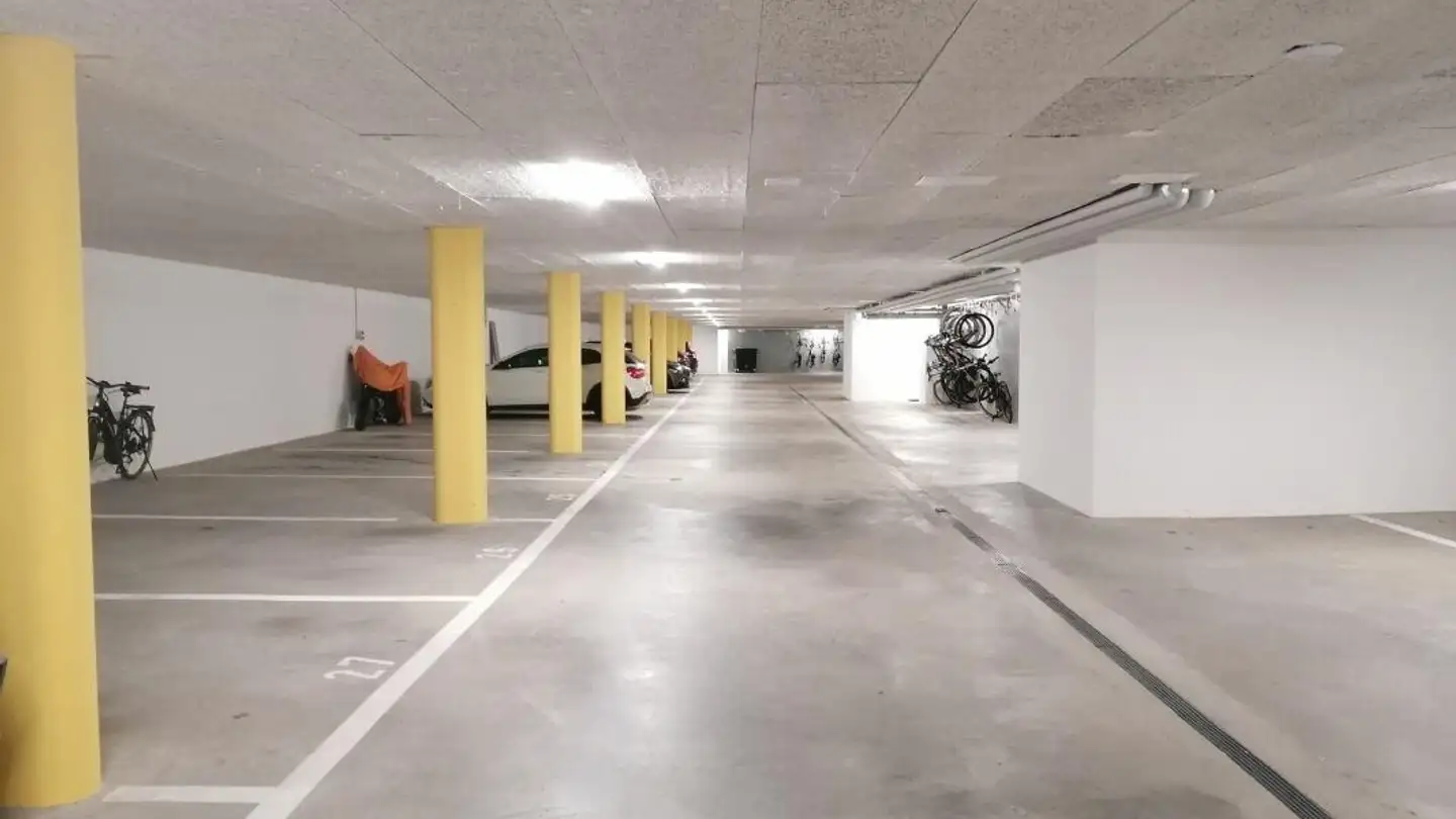 Tiefgaragenstellplatz mieten - Tegerfelderstrasse 12, 5303 Würenlingen