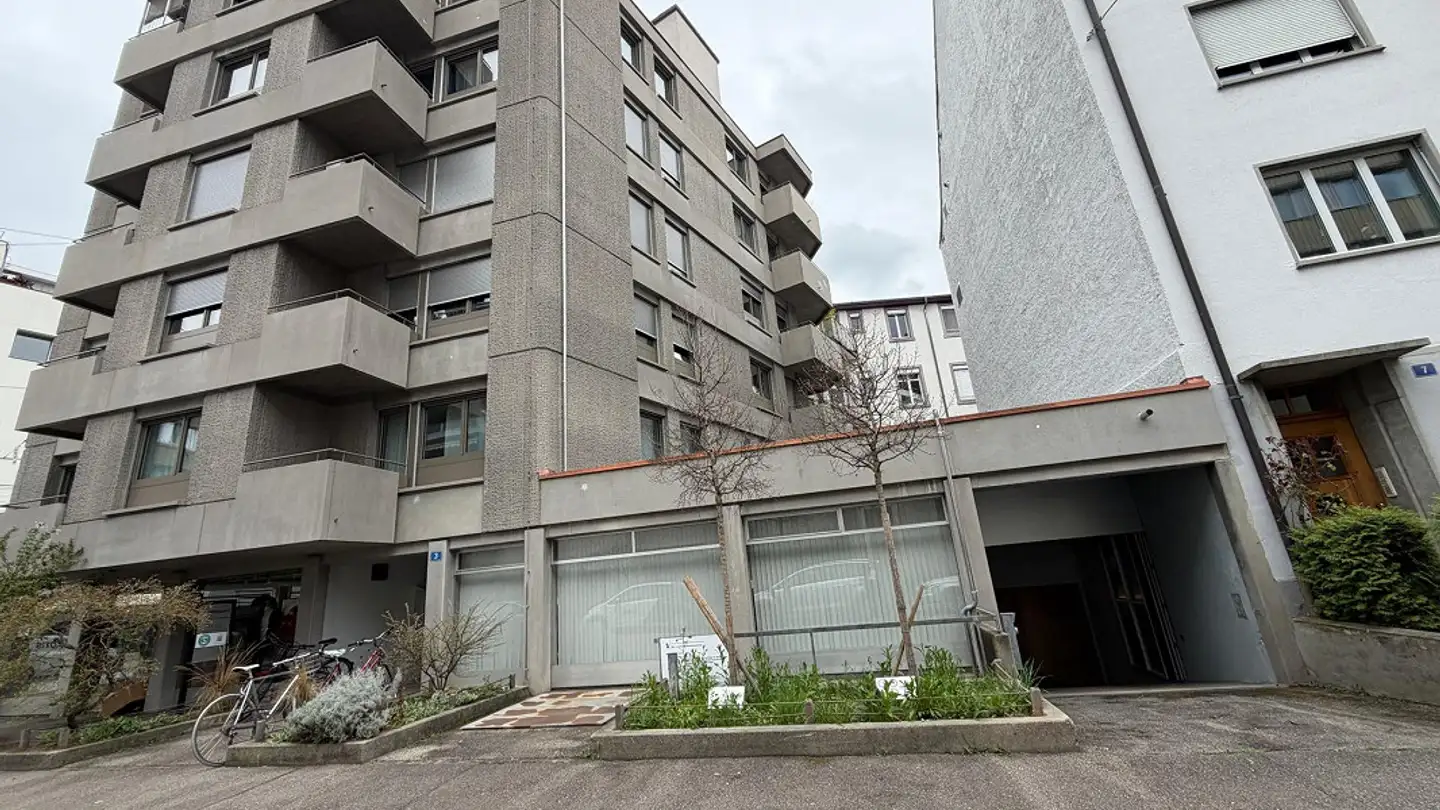 Tiefgaragenstellplatz mieten - Rudolfstrasse 3, 4054 Basel
