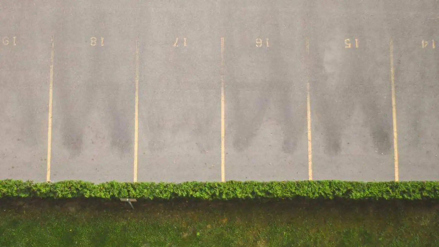 Outdoor parking space for rent - Chemin De Sus-Craux 6, 1166 Perroy