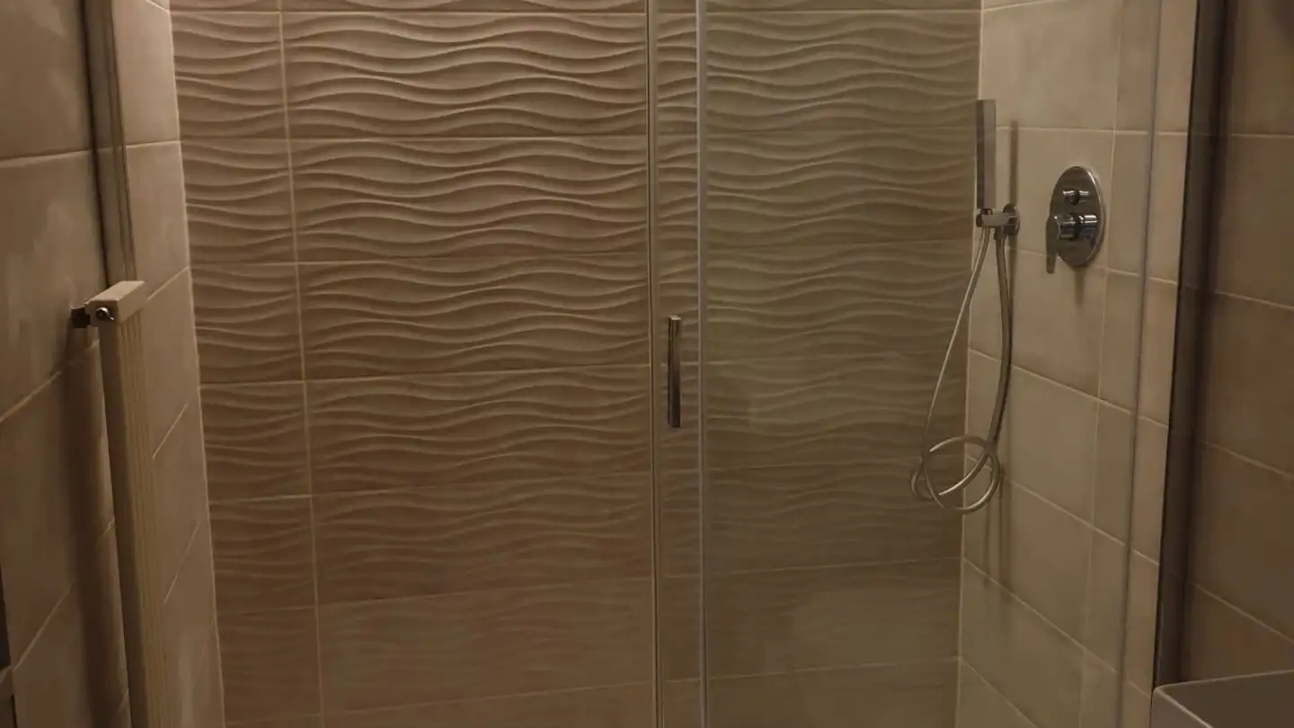 Appartement meublé à louer - Viale C. Olgiati 20, 6512 Giubiasco - Photo 4