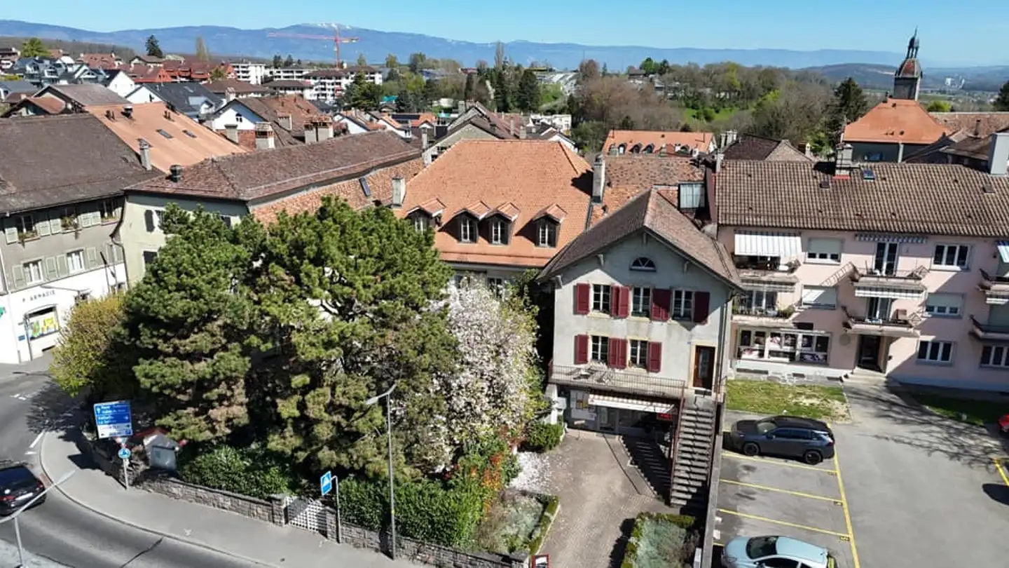 Residential building for sale - 1304 Cossonay-Ville