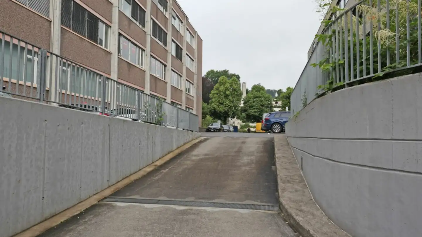 Garage singolo in affitto - Sägestrasse 75, 3098 Köniz - Photo 3