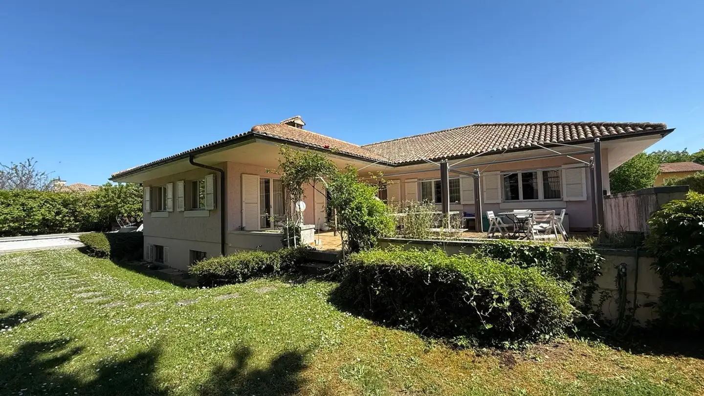 Single house for sale - 1222 Vésenaz