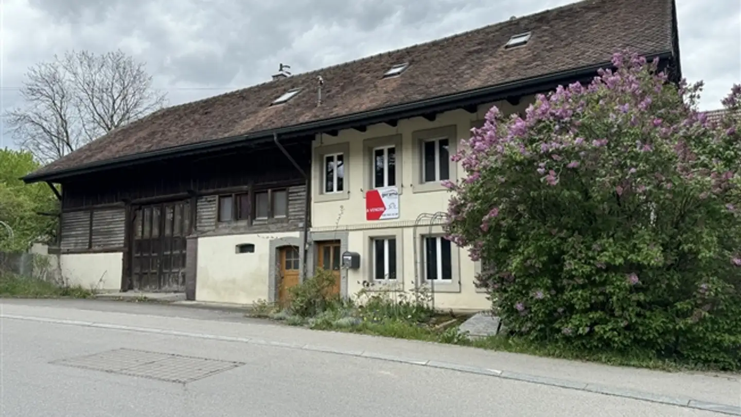 Fattoria in vendita - Route De Grand-Clos 21, 1784 Wallenried