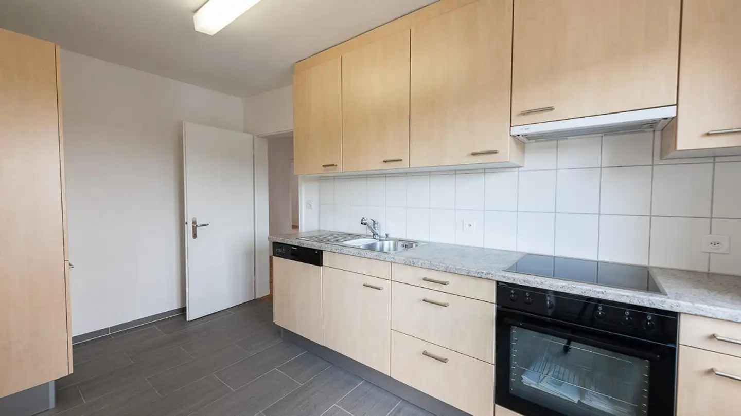 Apartment for rent - Rosenbergstrasse 24, 8212 Neuhausen am Rheinfall - Photo 2