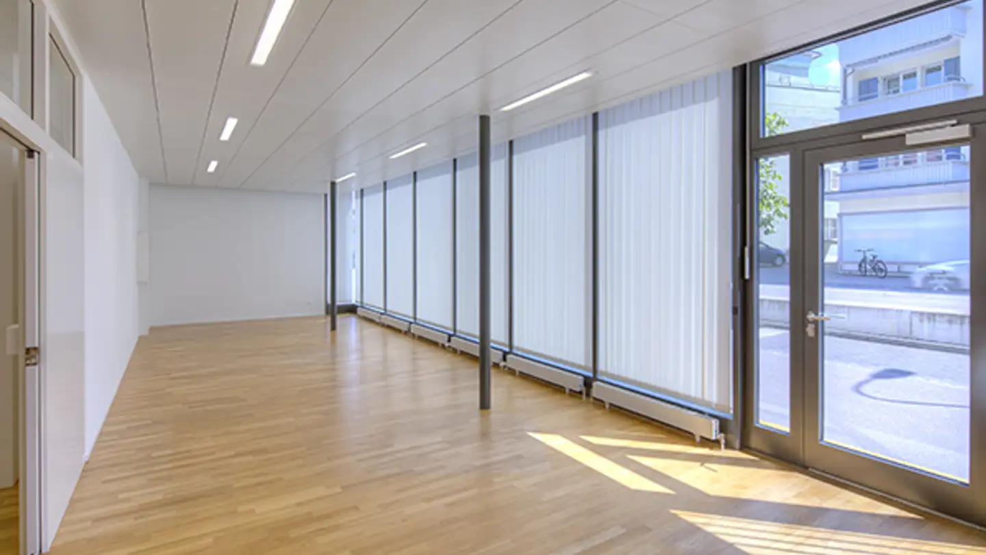 Commerciale in affitto - Hauptstrasse, 5314 Kleindöttingen - Photo 4