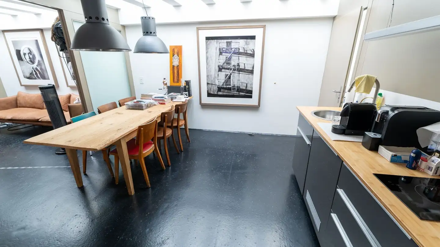 Commercial for rent - Hopfenstrasse 10, 8045 Zürich - Photo 2