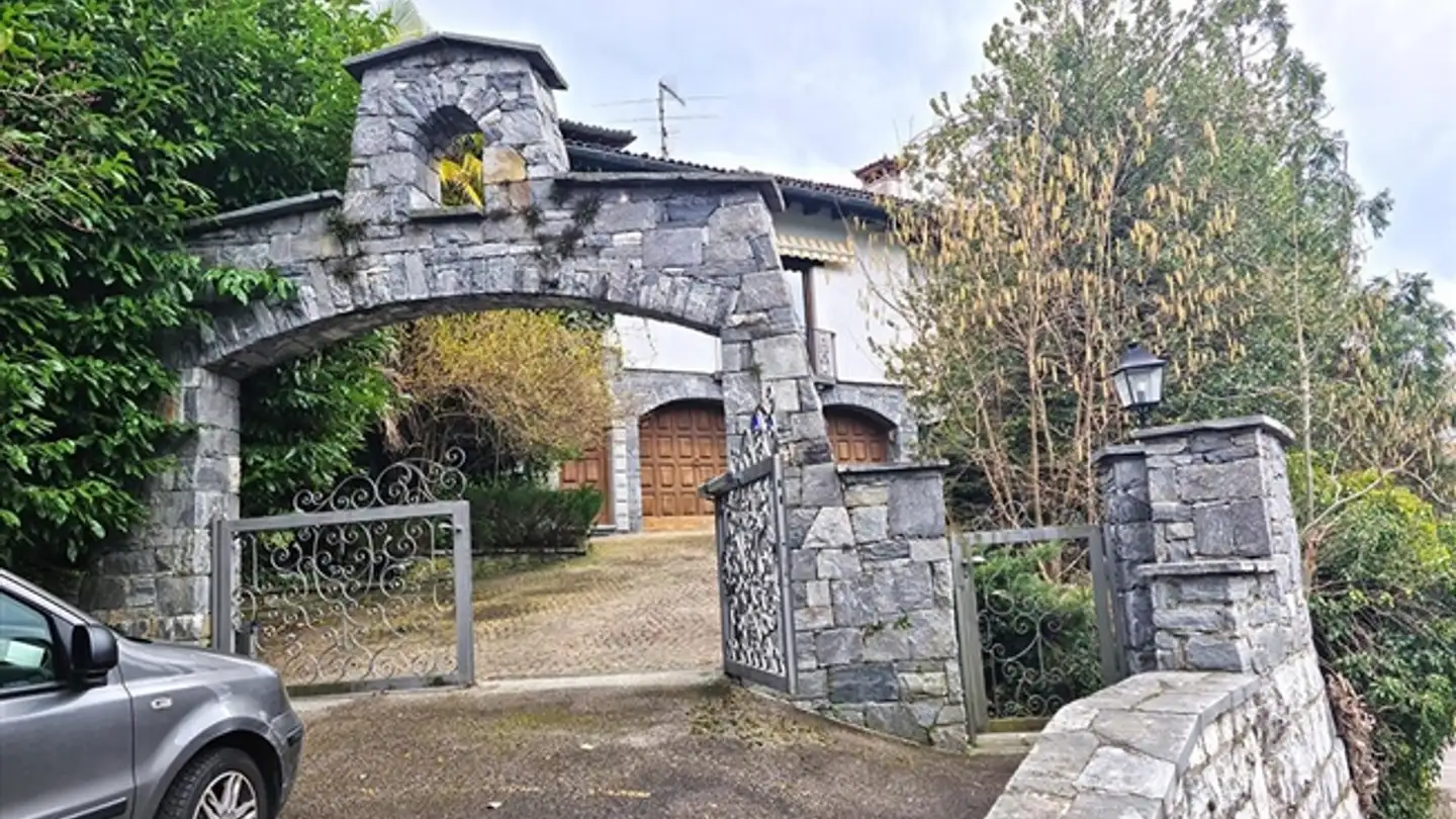 Einfamilienhaus kaufen - 6966 Villa Luganese