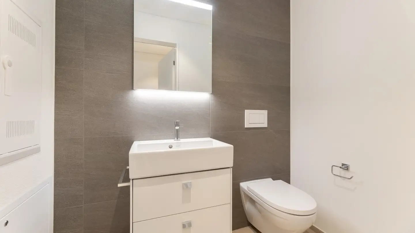 Commercial for rent - Wehntalerstrasse 41, 8181 Höri