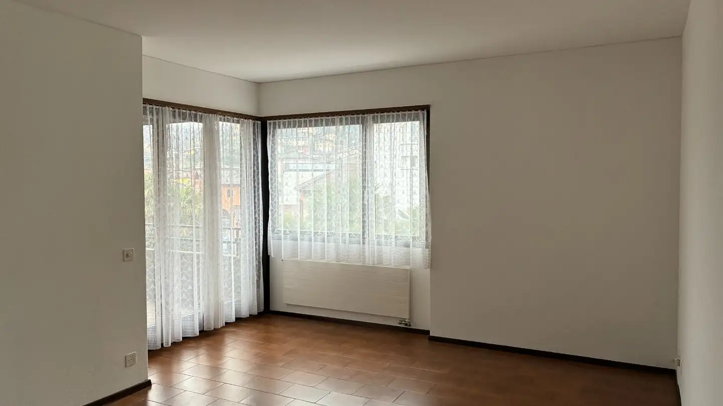 Wohnung mieten - 6982 Agno - Foto 2