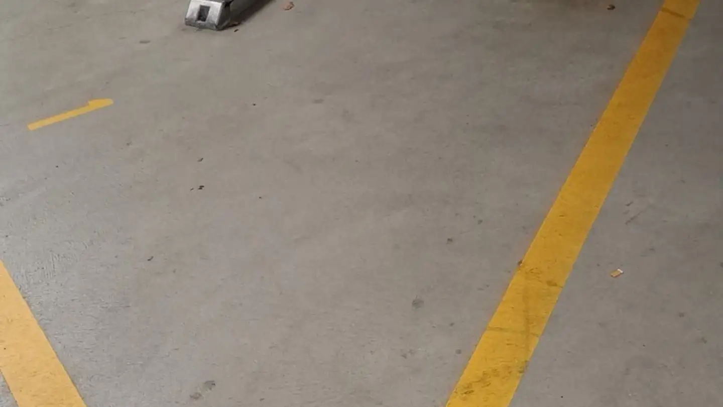 Parcheggio esterno in affitto - 8005 Zürich