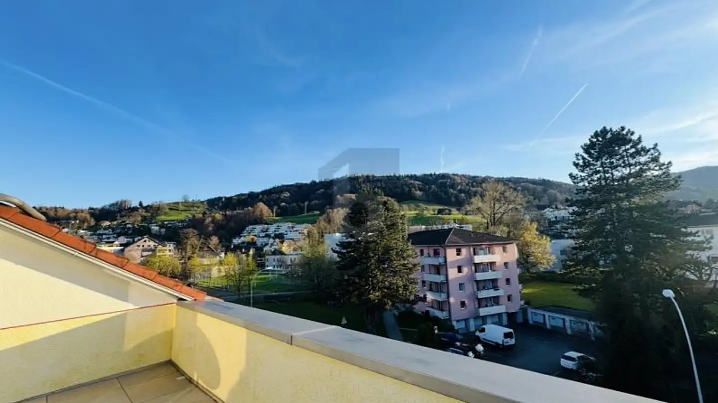 Dachgeschosswohnung mieten - 6010 Kriens