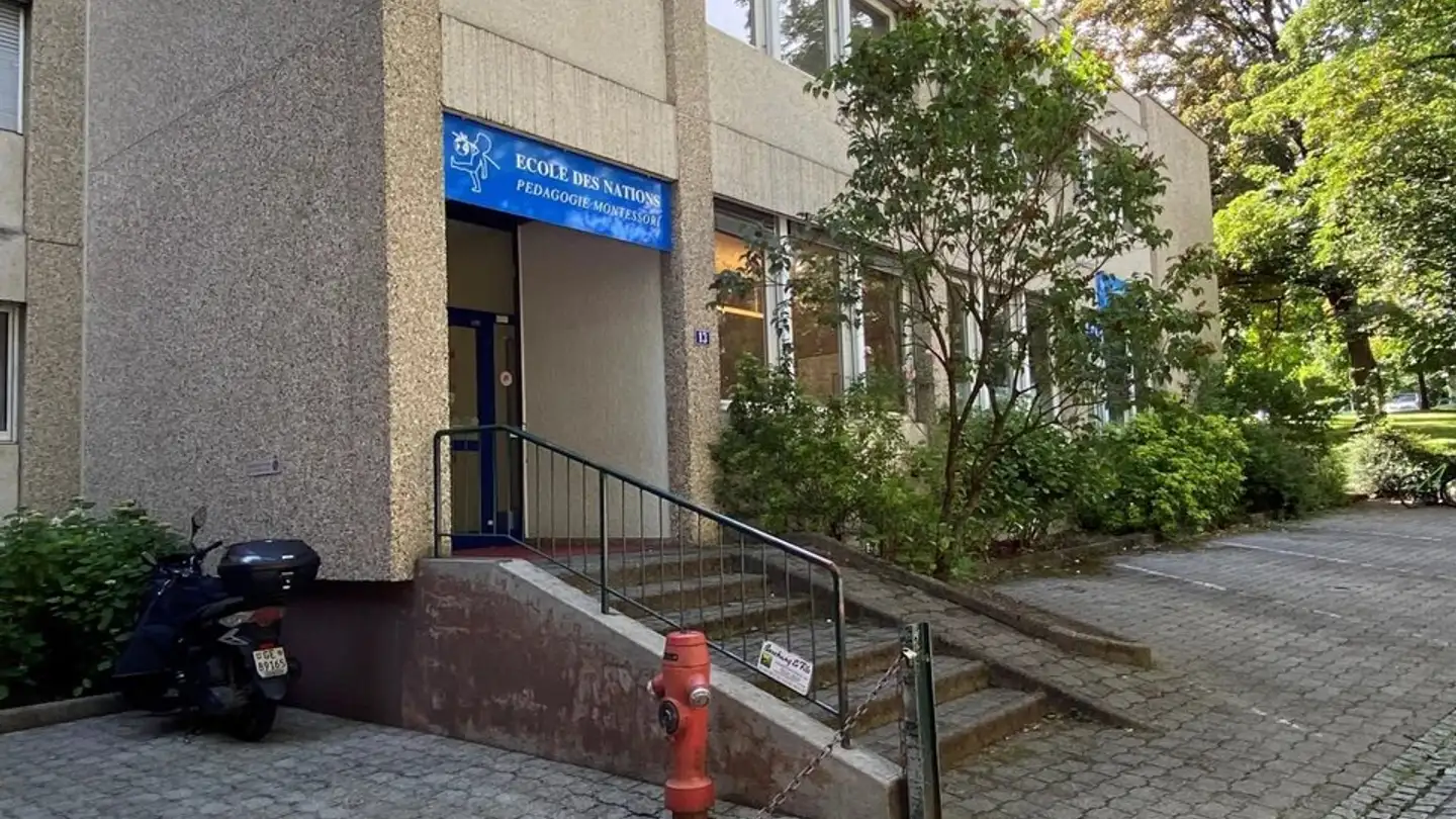 Arcade for rent - Chemin Docteur Adolphe-Pasteur 13, 1209 Genève