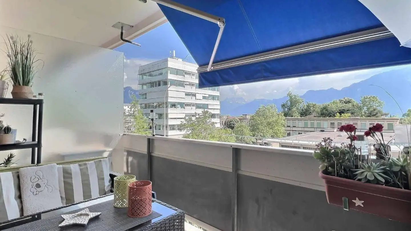 Apartment for sale - 1815 Clarens