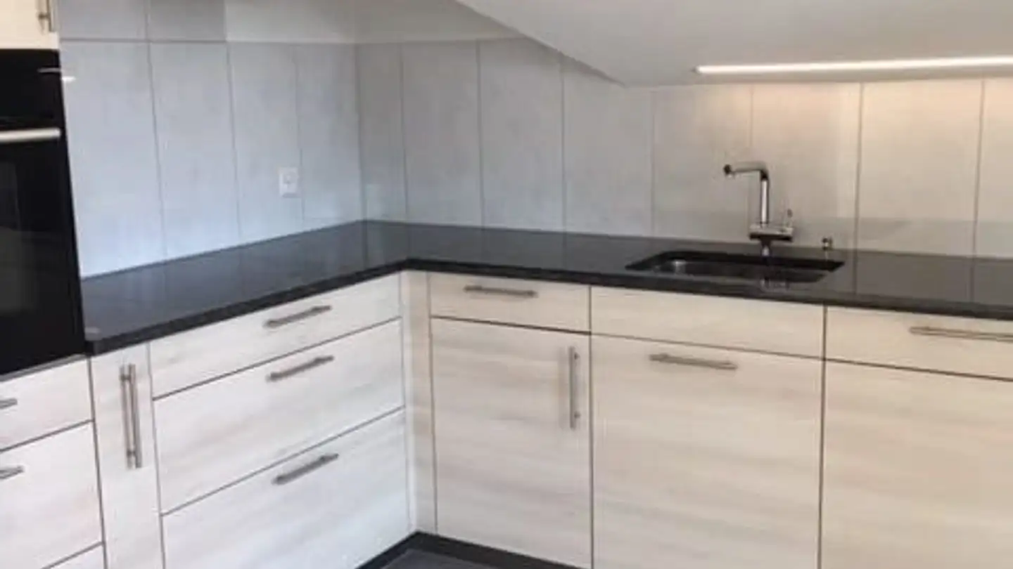 Attic flat for rent - Rosenstrasse 11, 8630 Rüti ZH - Photo 2