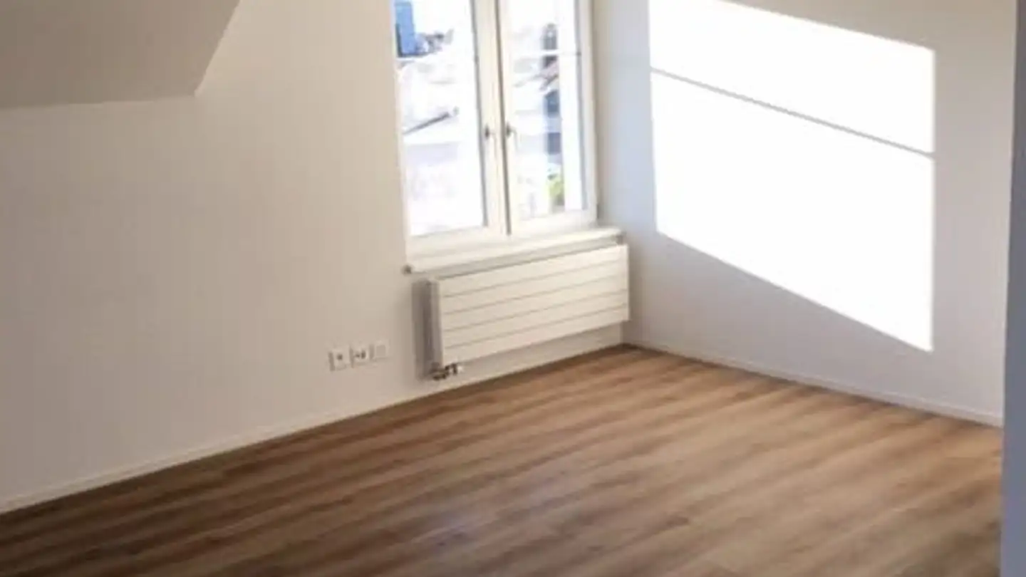 Attic flat for rent - Rosenstrasse 11, 8630 Rüti ZH - Photo 3