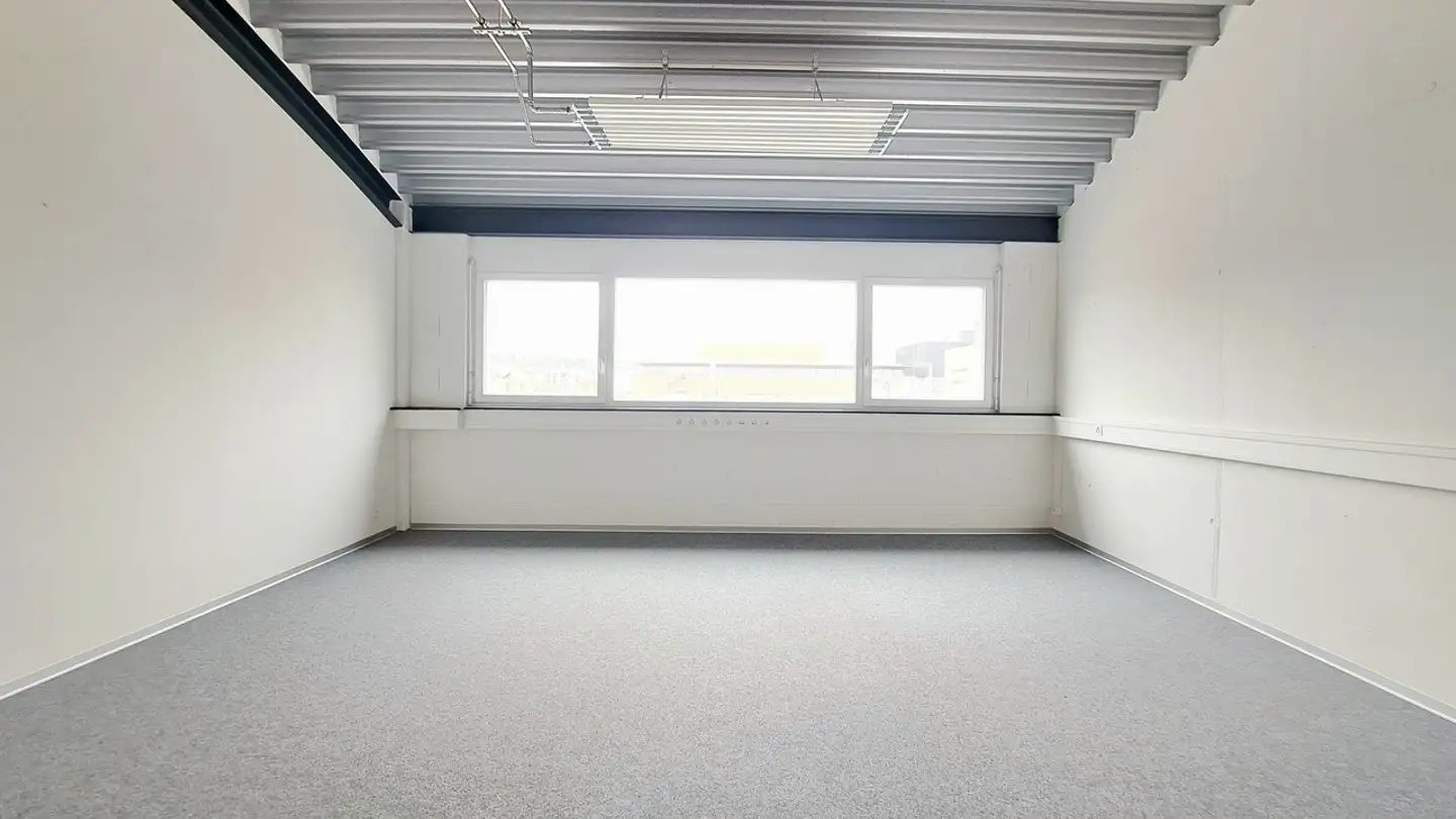 Mixed-use building for rent - Rue Des Ducats 40, 1350 Orbe - Photo 3