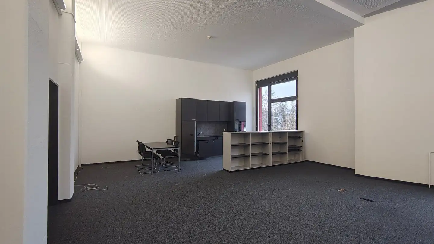 Gewerbe mieten - Spinnerei-Lettenstrasse 2, 8192 Zweidlen - Foto 3