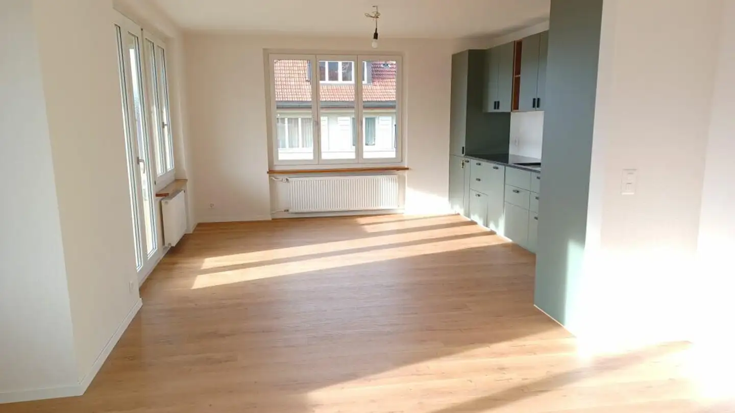 Wohnung mieten - Staatsstrasse 153, 3626 Hünibach